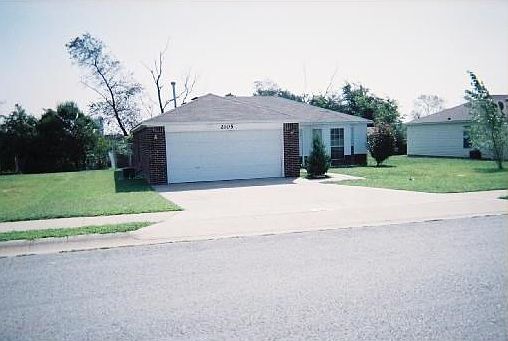 2nd image of 2105 Talia Trl