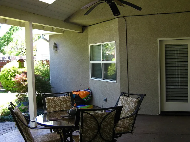 105 Sterling Oaks Dr — Photo 18