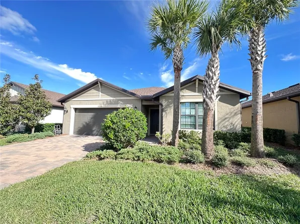 5284 Jasper Sq, Vero Beach, FL 32967