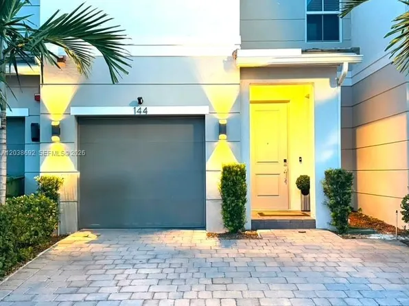 144 SW 171st Ln #144, Hollywood, FL 33027