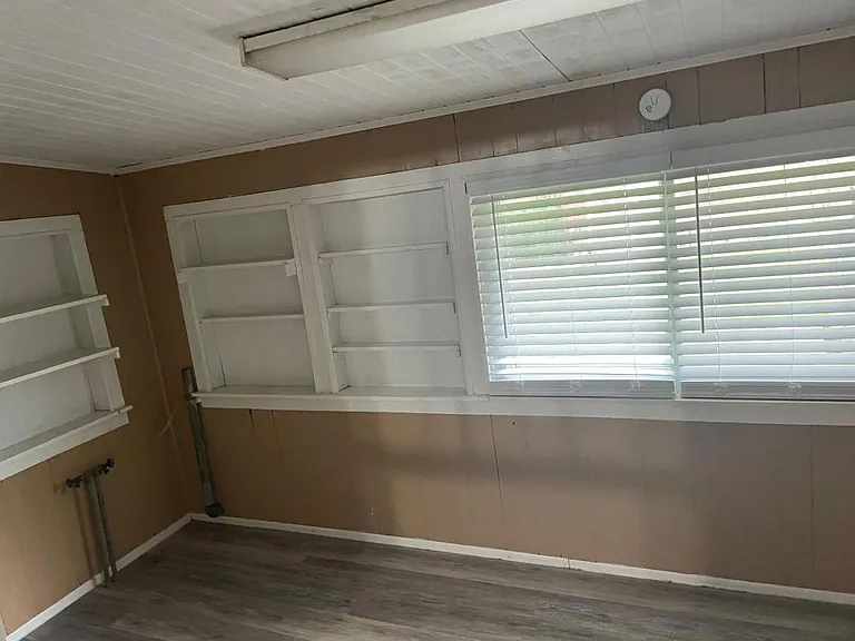 525 Meadow Brook Ave — Photo 6