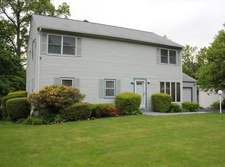 341 County Center Rd, White Plains, NY 10603