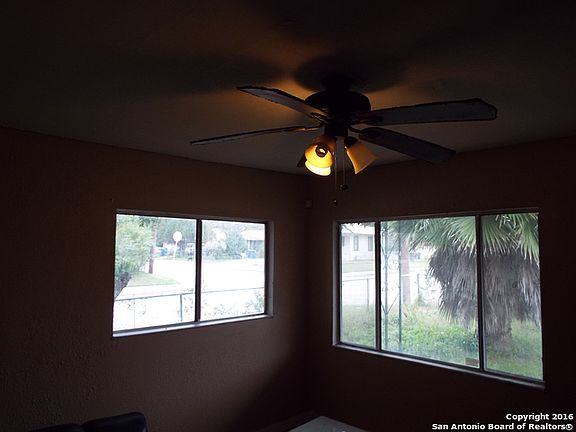 2nd image of 302 Smallwood Dr