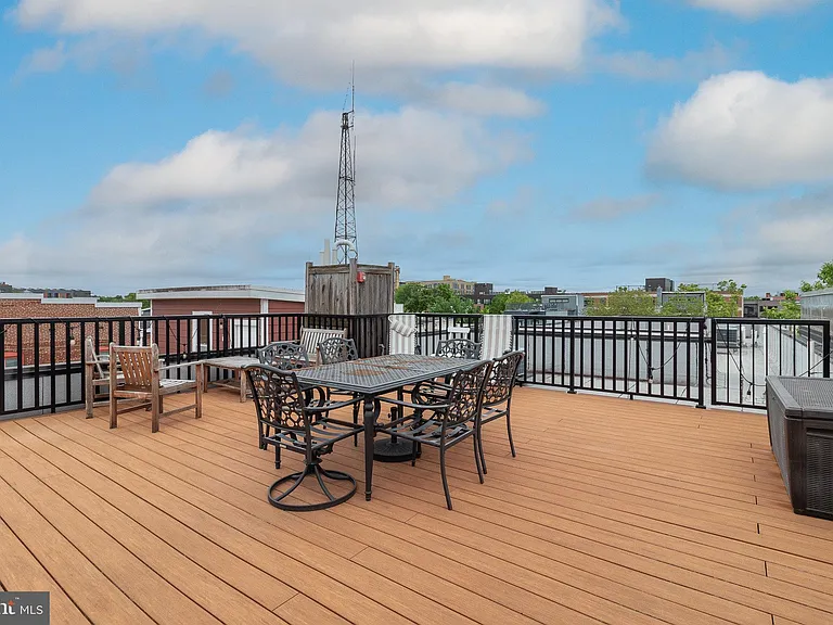 756 Park Rd NW #2 — Photo 21