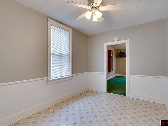 4th image of 713 4th St N