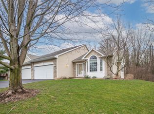 160 Potters Dr, Battle Creek, MI 49015