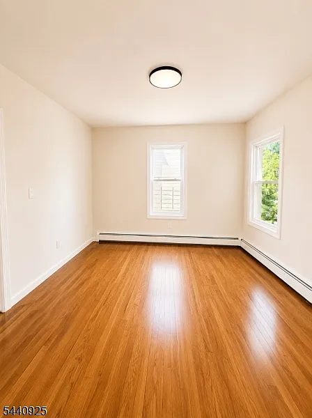 2 bed, 1.0 bath, $2,000 — Photo 4