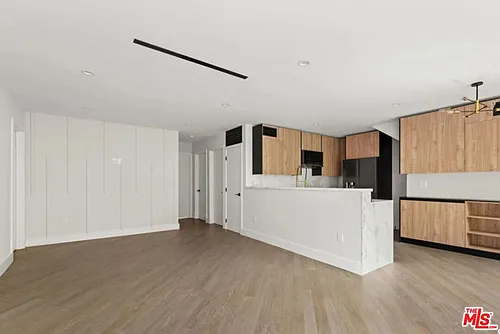 1450 S Crescent Heights Blvd #1/2 Photo 1