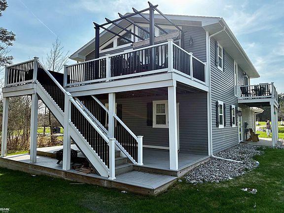 3rd image of 4338 Hamilton Way