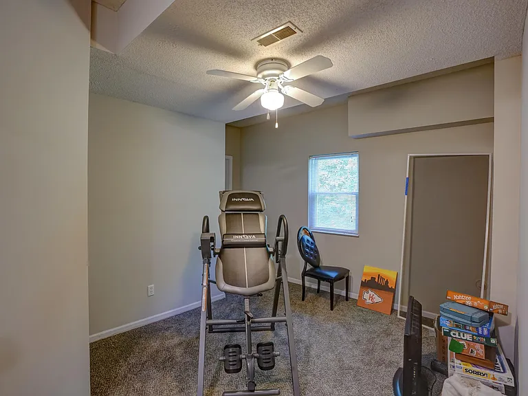 569 Crabapple Ln — Photo 23