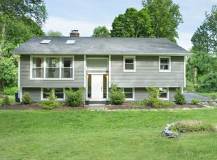 22 Lakewood Rd, Mahopac, NY 10541