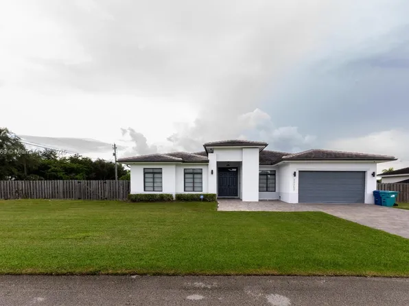 32352 SW 199th Pl, Homestead, FL 33030