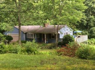 40 S Killingly Rd, Foster, RI 02825