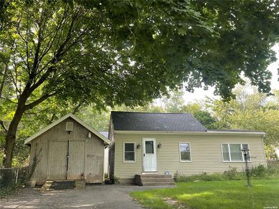 2494 River Road, Calverton, NY, 11933