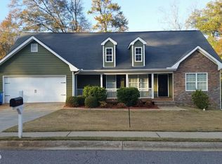 165 Ashford Ln, Commerce, GA 30529