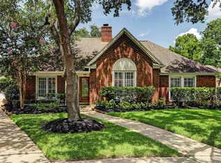 15907 Meadowside Dr, Houston, TX 77062