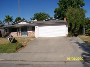 246 Chestnut St, Porterville, CA 93257