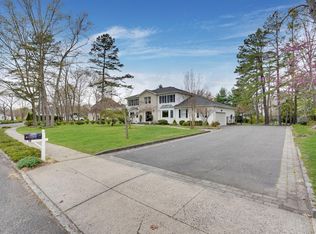 18 Sandy Ln, Eatontown, NJ 07724