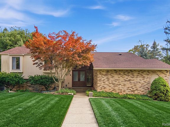 3rd image of 35697 Briar Ridge Ln
