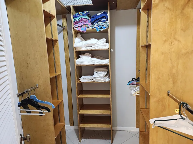 450 Egret Cir — Photo 17