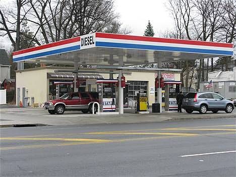 1st image of 699 Fulton Ave