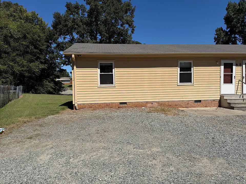 2820 Michael Rd #A