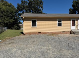 2820 Michael Rd #A, Lexington, NC 27295