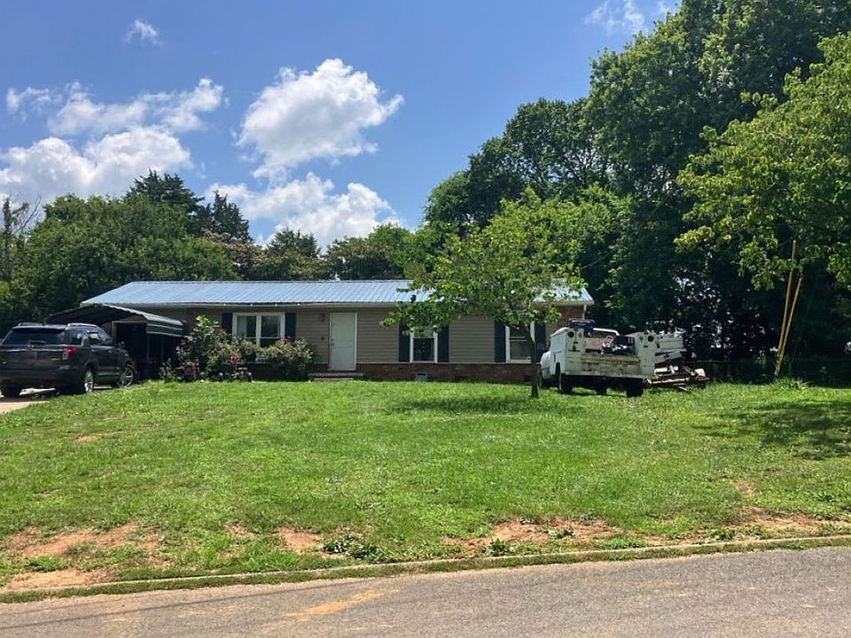 1st image of 230 Shenandoah Dr