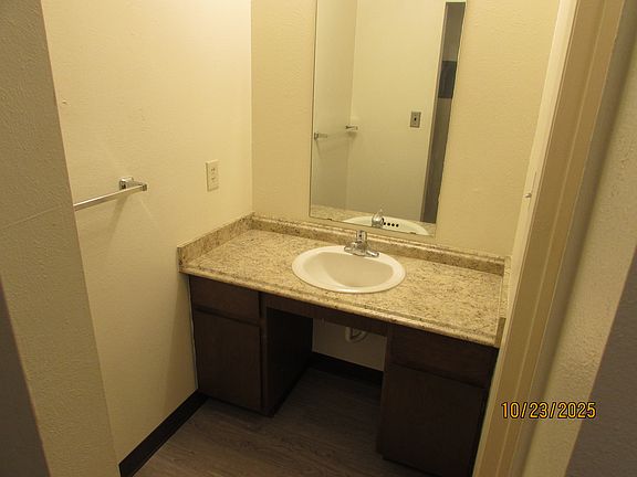 3rd image of 5305 W 78th Pl #105