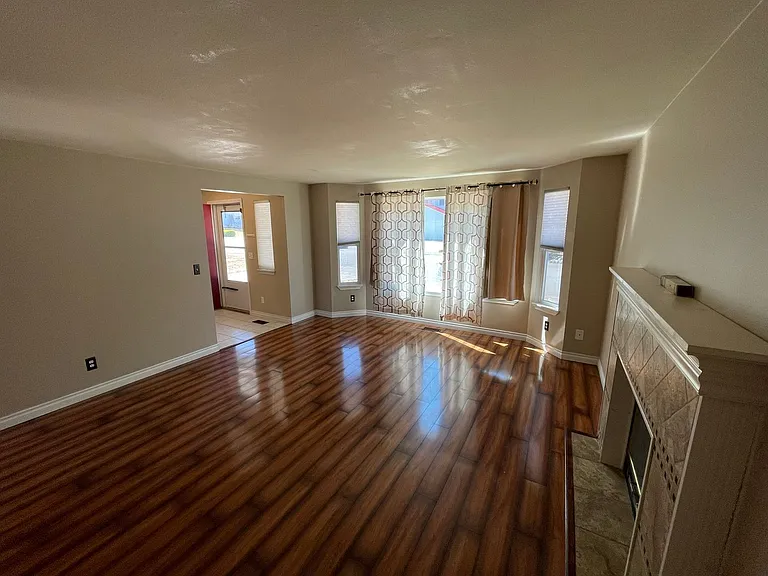 1538 NW 8th Ave — Photo 10