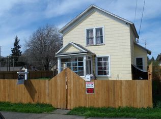 914 E 1st St, Aberdeen, WA 98520