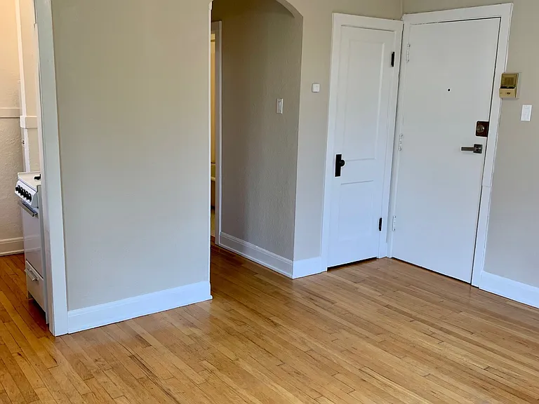 1312 N Lafayette St #9 — Photo 10