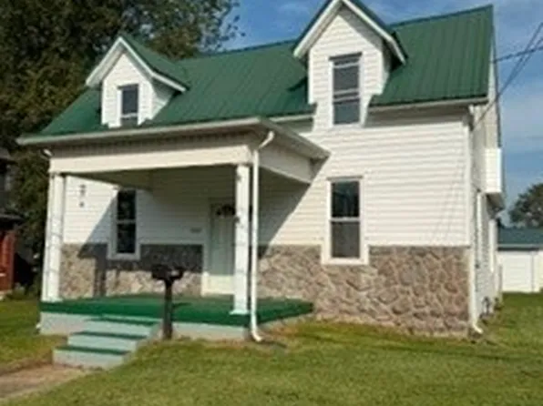 709 Highland Ave, Williamstown, WV 26187