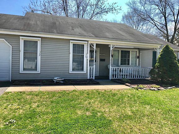 3rd image of 4B Dogwood Ct