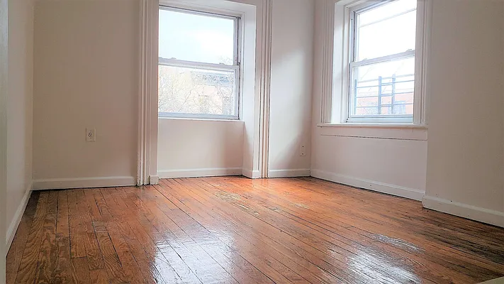 Rented by ZealEstate Group Inc | media 65