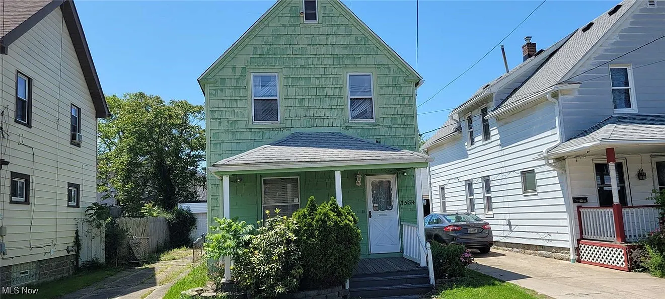 3584 W 45th St photo 1