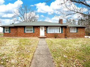 551 Crestwood Ave, Wadsworth, OH 44281