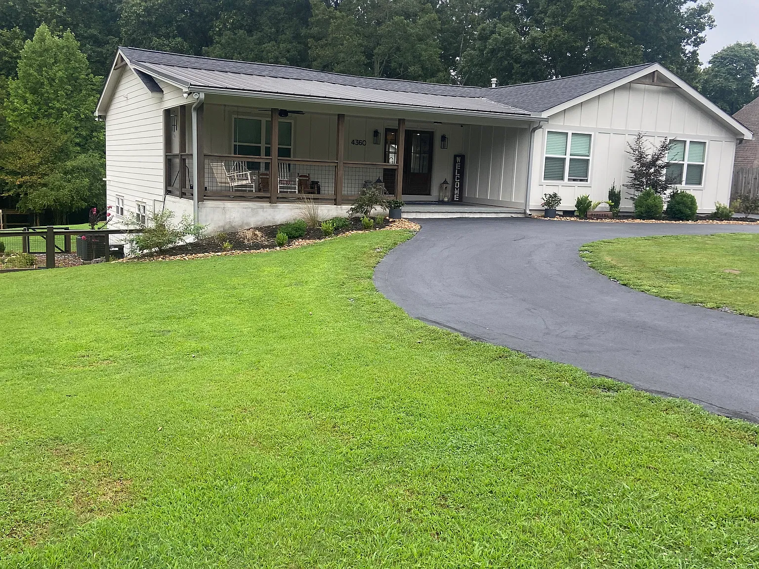 4 bed, 3.5 bath, 3000 sqft, $3,500 — Photo 2