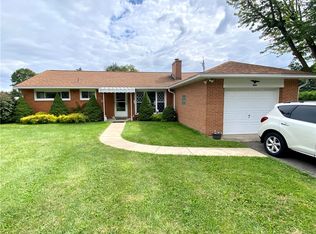 886 Chapel Rd, Aliquippa, PA 15001