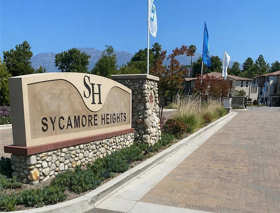 8491 Gabrielino Ct #69