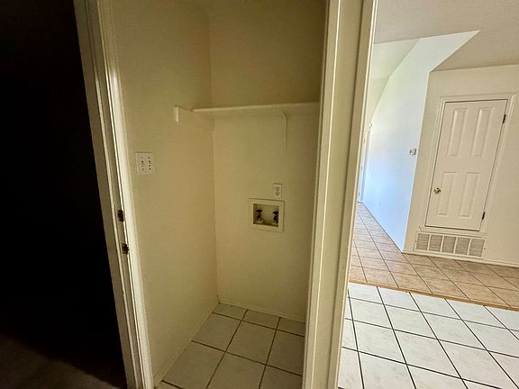 5th image of 4601 Wade Dr #A