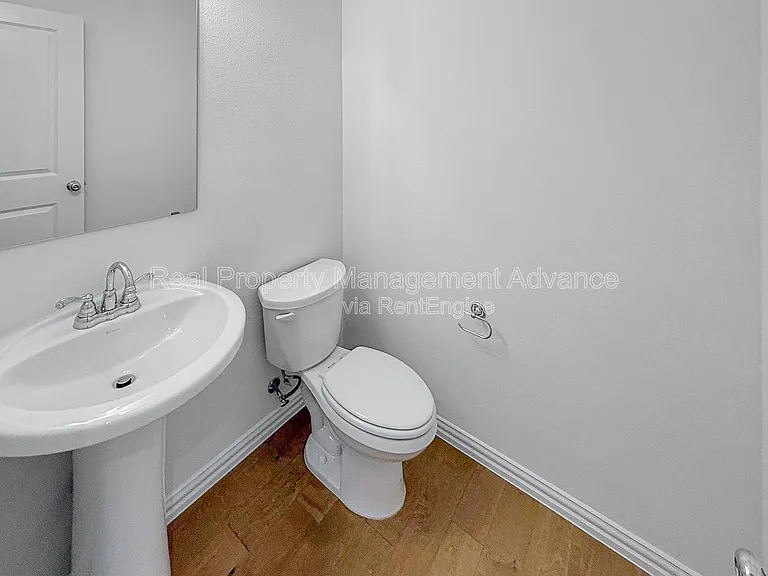 3517 Henry Xing — Photo 19