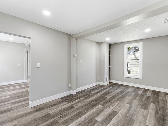 3rd image of 775 Miami St