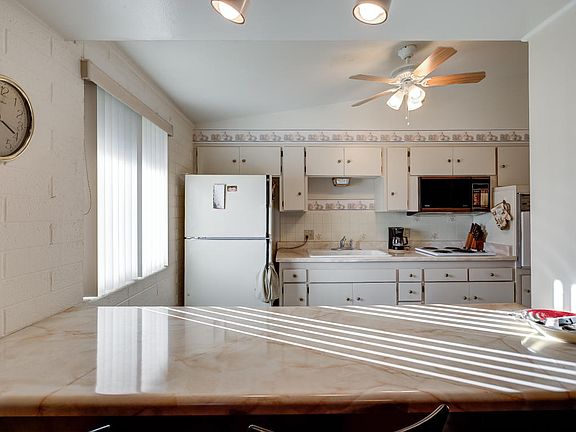 5th image of 10568 W Oakmont Dr
