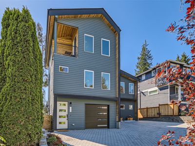 7029 25th Avenue NW, Seattle, WA, 98117