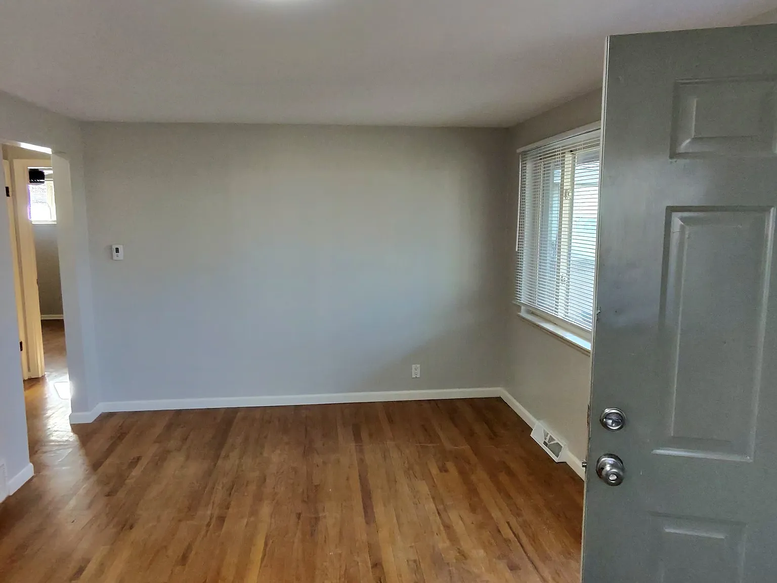 2 bed, 750 sqft, $1,850 — Photo 2