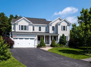 29 Liberty Rd, Bedford, MA 01730