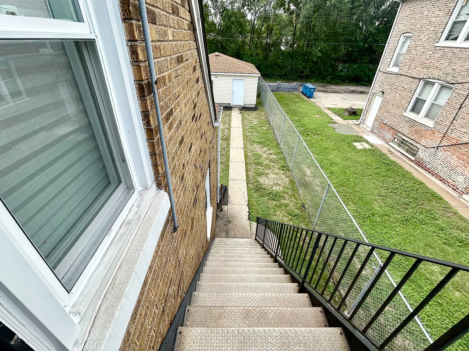 1 bed, 1022 sqft, $950 — Photo 2
