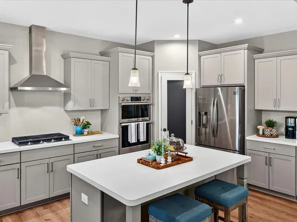 3129 Vale Cir SW, Prior Lake, MN 55372