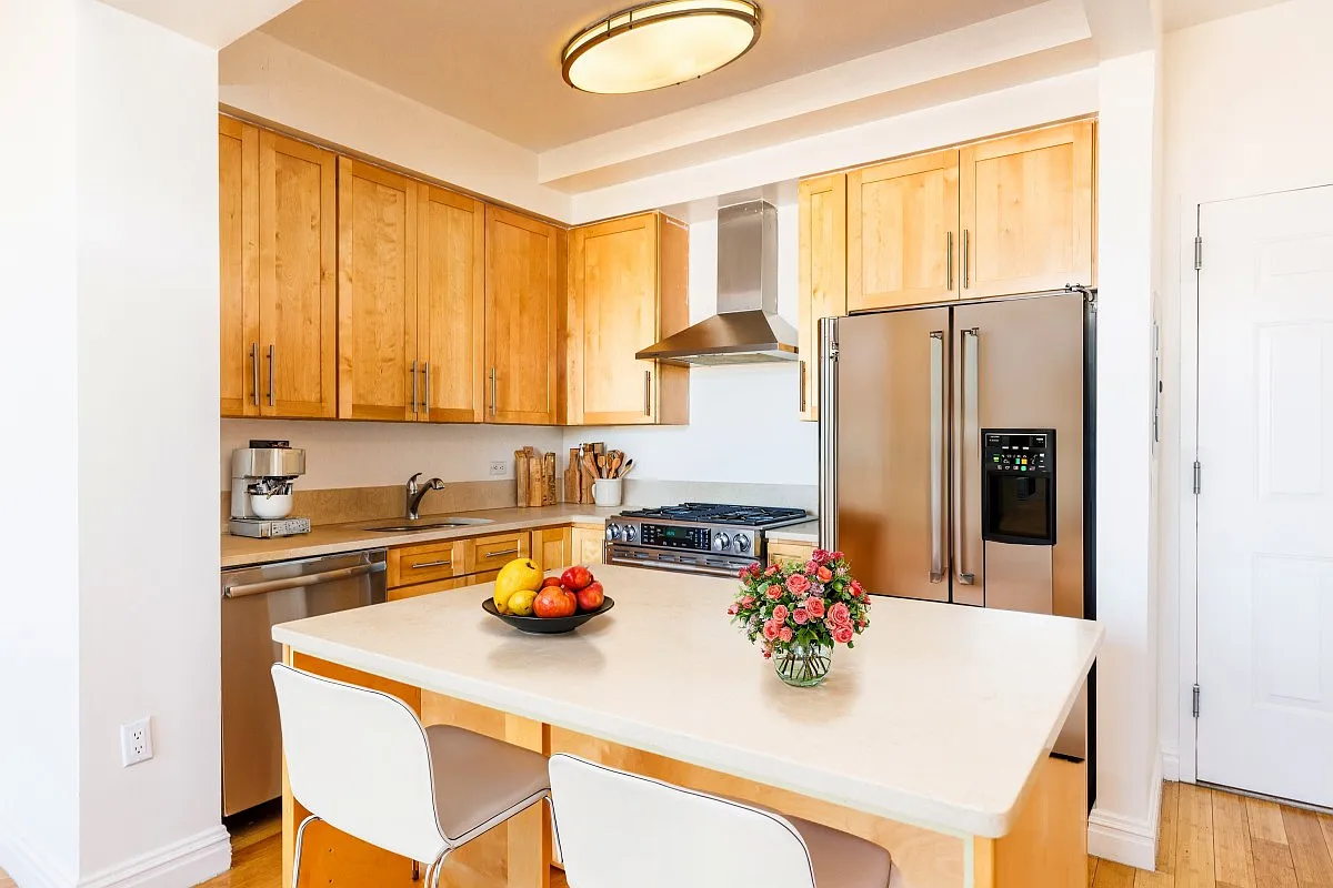 150 Clermont Avenue — Photo 3